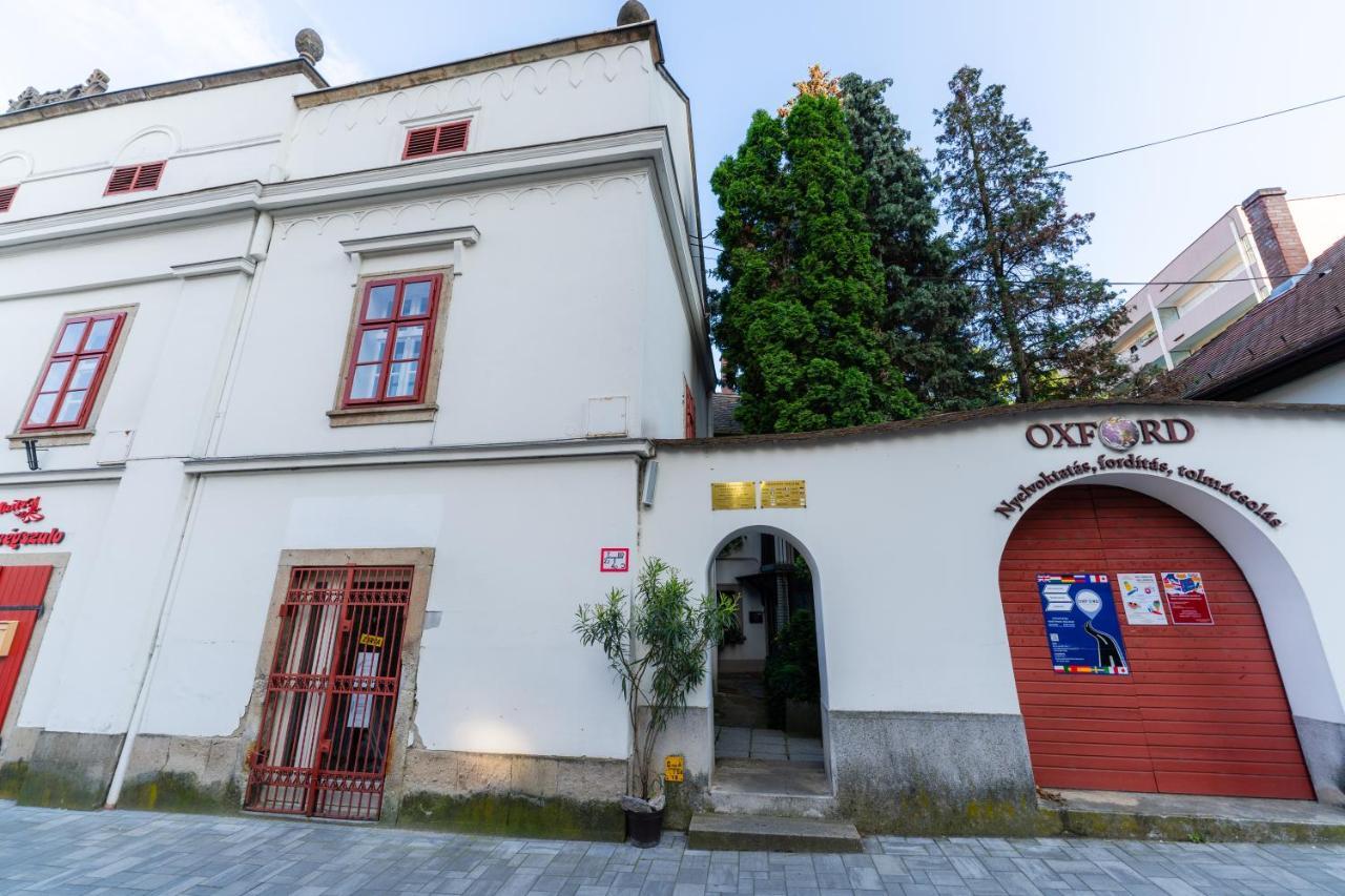 Apartamento Carlone House Eger Exterior foto